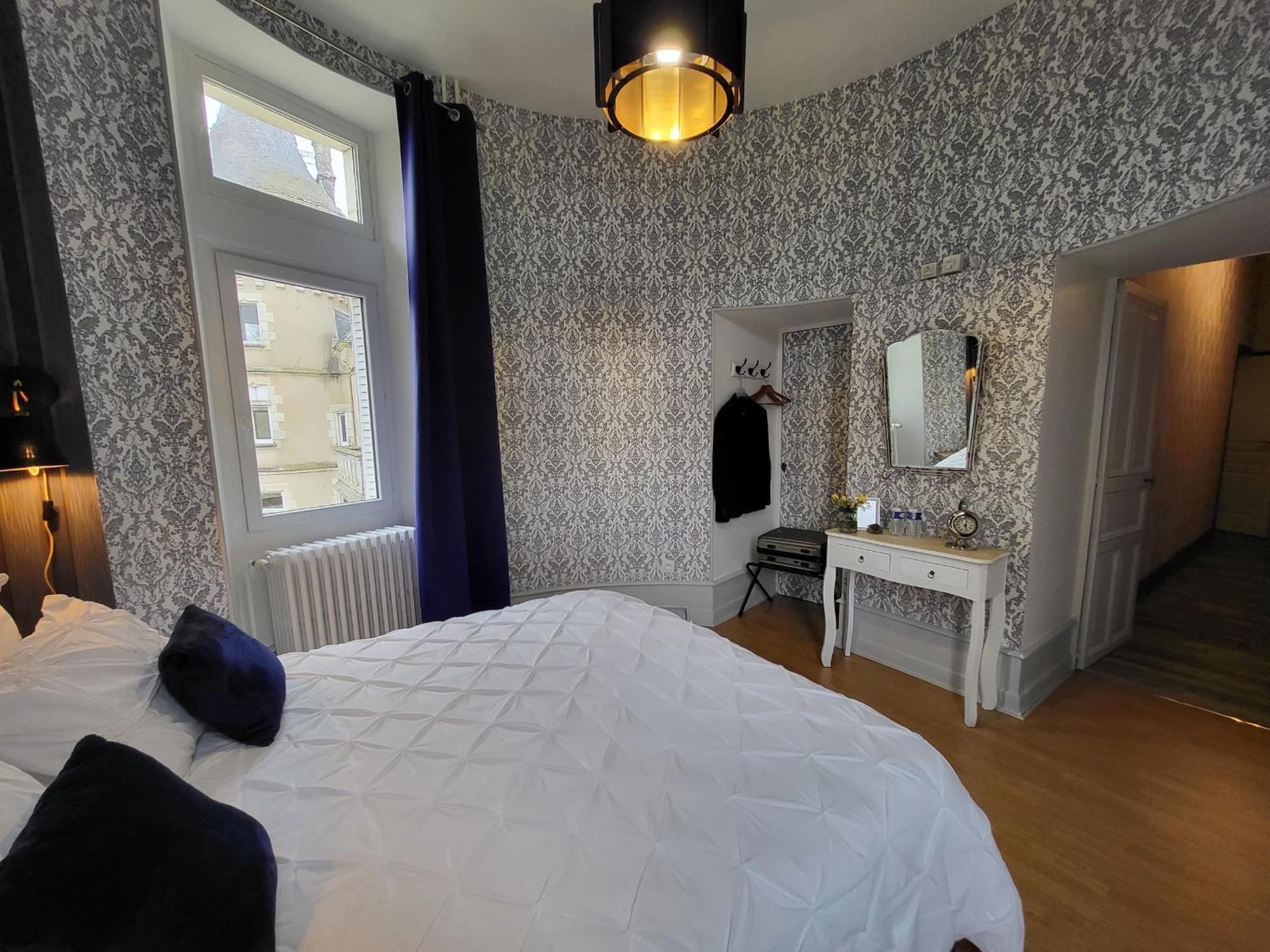Sejour De Charme Au Chateau Avec Petit-Dejeuner Et Parking - Fr-1-591-705 Cluis Εξωτερικό φωτογραφία