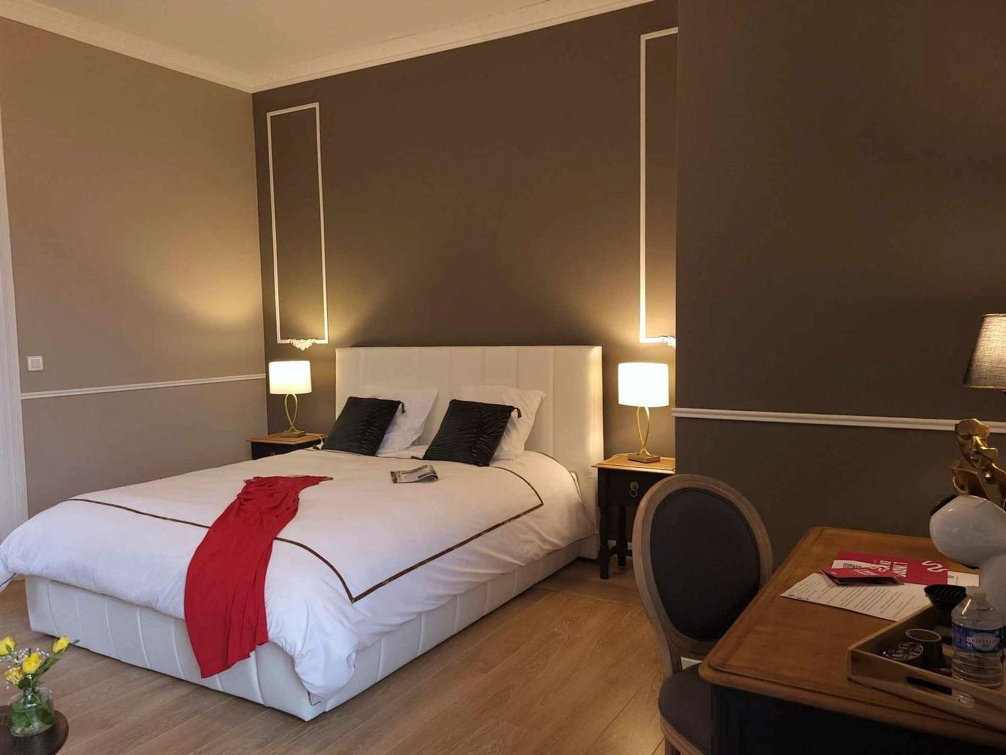 Sejour De Charme Au Chateau Avec Petit-Dejeuner Et Parking - Fr-1-591-705 Cluis Εξωτερικό φωτογραφία